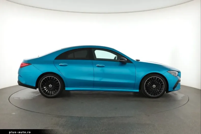 Mercedes-Benz CLA 220 din 2024 cu 14.620 km - oferta MER179693 - foto 6