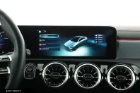 Mercedes-Benz CLA 220 din 2024 cu 14.620 km - oferta MER179693 - foto 13