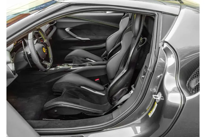 Ferrari 296 GTB din 2023 cu 3.500 km - oferta FER179704 - foto 6