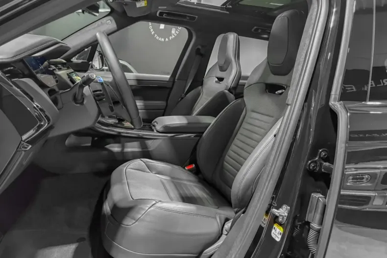 Land Rover Range Rover Sport din 2024 cu 45.500 km - oferta LAN179705 - foto 8