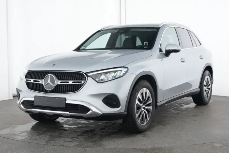 Mercedes-Benz GLC 220 din 2025 cu 8.011 km - oferta MER179709 - foto 1