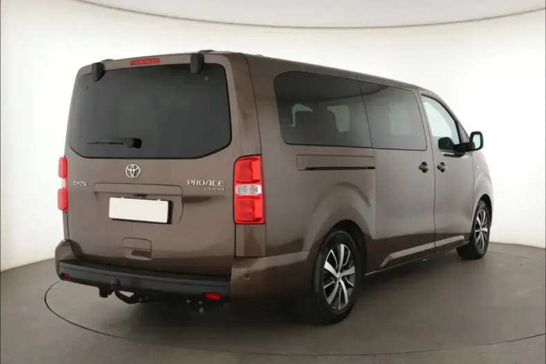 Toyota Proace (Verso) din 2024 cu 21.835 km - oferta TOY179711 - foto 5