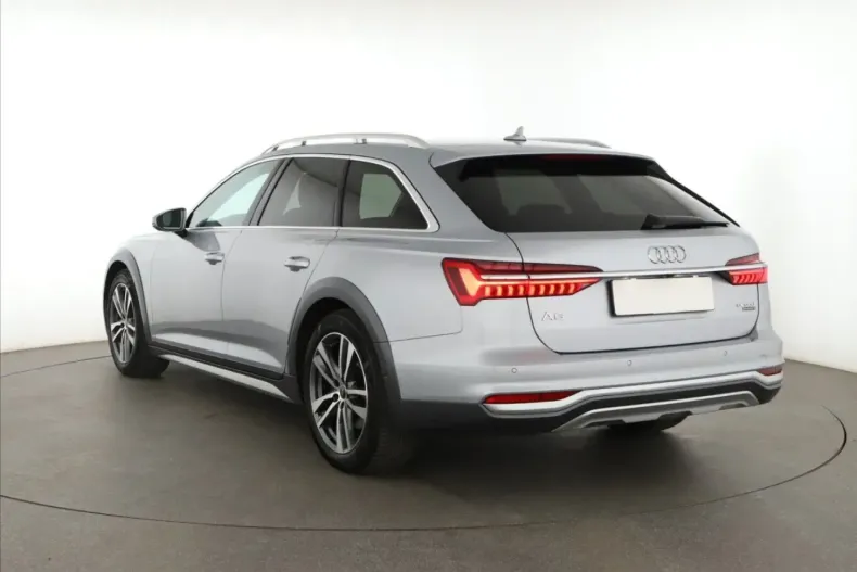 Audi A6 Allroad din 2023 cu 40.629 km - oferta AUD179719 - foto 4