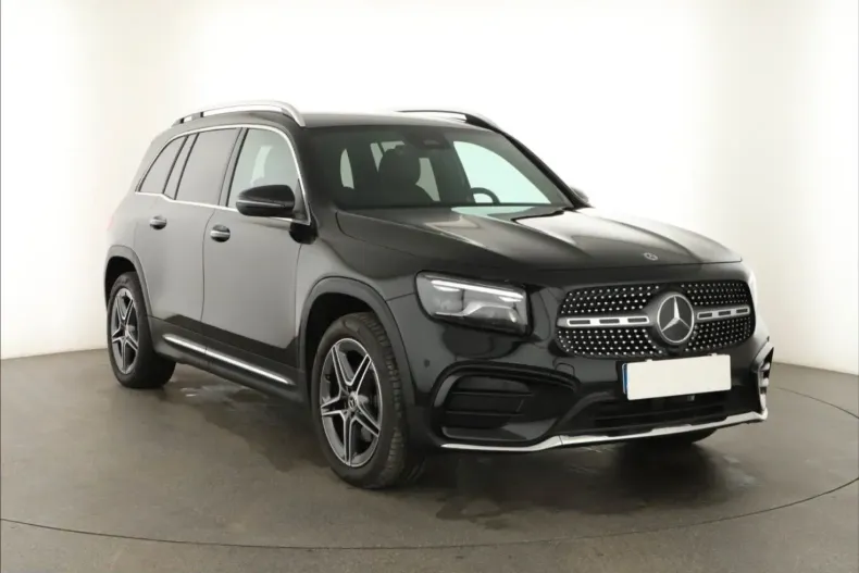 Mercedes-Benz GLB 200 din 2025 cu 23.098 km - oferta MER179720 - foto 1