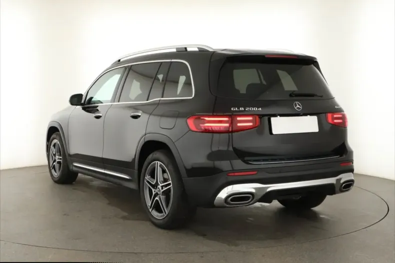 Mercedes-Benz GLB 200 din 2025 cu 23.098 km - oferta MER179720 - foto 4