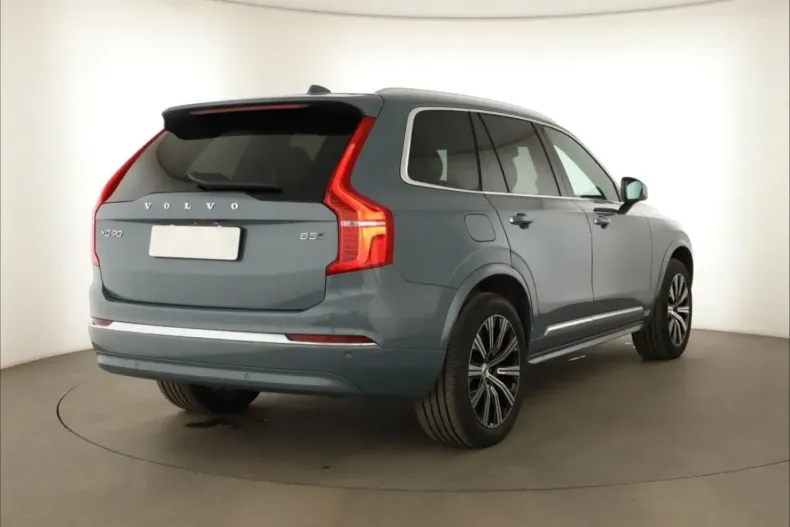 Volvo XC90 din 2023 cu 79.366 km - oferta VOL179729 - foto 5