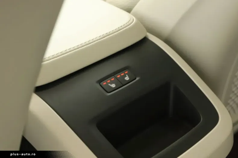 Volvo XC90 din 2023 cu 79.366 km - oferta VOL179729 - foto 17