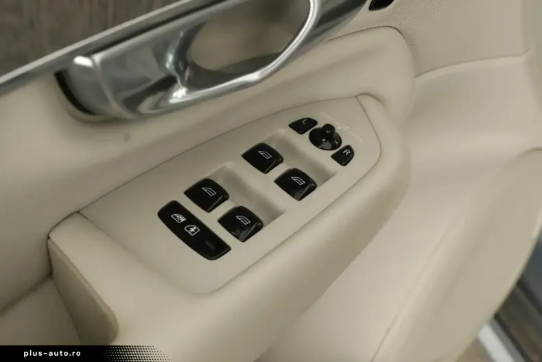 Volvo XC90 din 2023 cu 79.366 km - oferta VOL179729 - foto 18