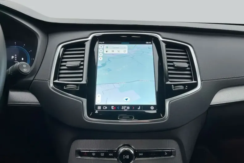 Volvo XC90 din 2022 cu 98.029 km - oferta VOL179735 - foto 17