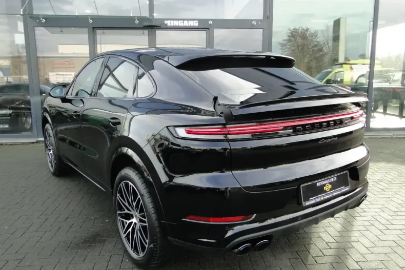 Porsche Cayenne din 2024 cu 15.000 km - oferta POR179737 - foto 4