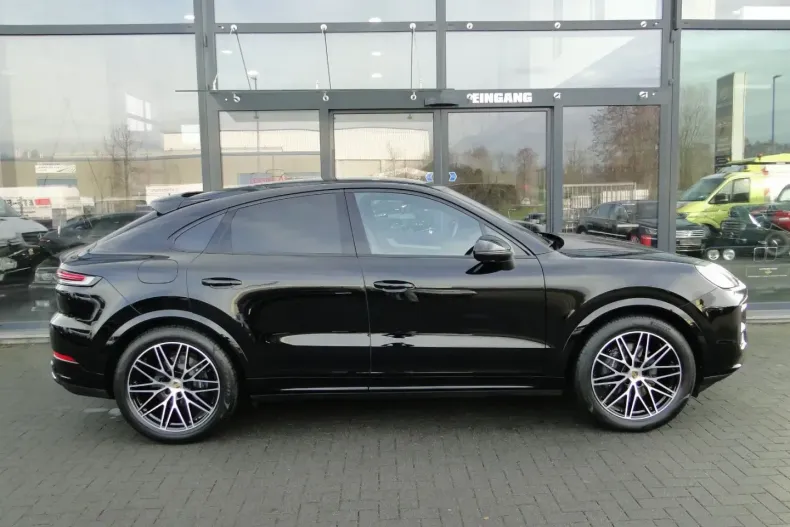 Porsche Cayenne din 2024 cu 15.000 km - oferta POR179737 - foto 7