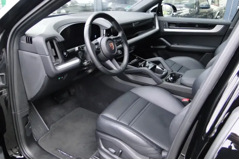 Porsche Cayenne din 2024 cu 15.000 km - oferta POR179737 - foto 18