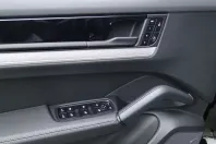 Porsche Cayenne din 2024 cu 15.000 km - oferta POR179737 - foto 19