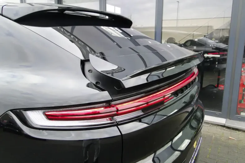 Porsche Cayenne din 2024 cu 15.000 km - oferta POR179737 - foto 25