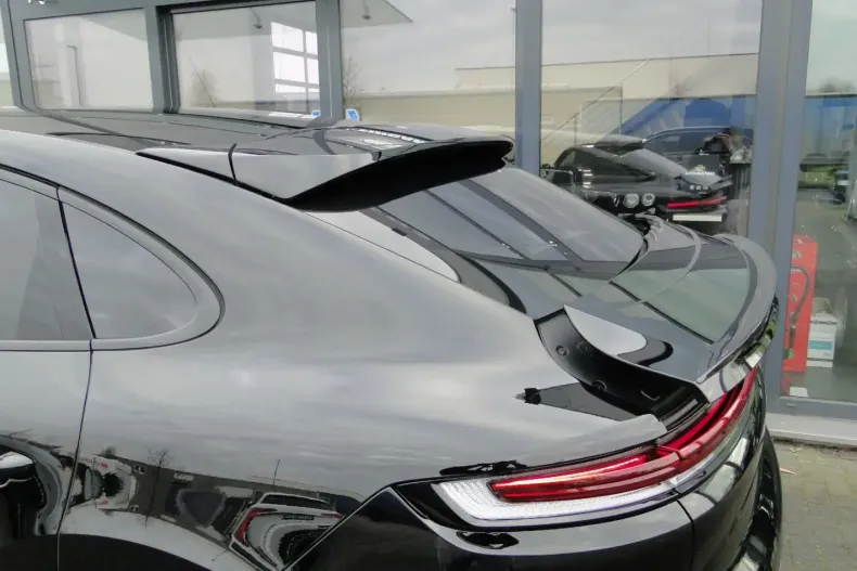 Porsche Cayenne din 2024 cu 15.000 km - oferta POR179737 - foto 27