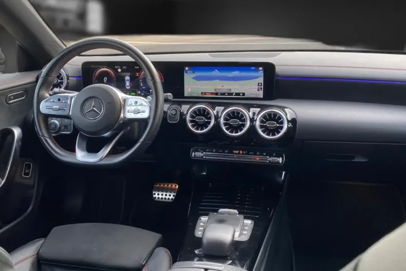 Mercedes-Benz CLA 250 din 2021 cu 87.346 km - oferta MER179740 - foto 13