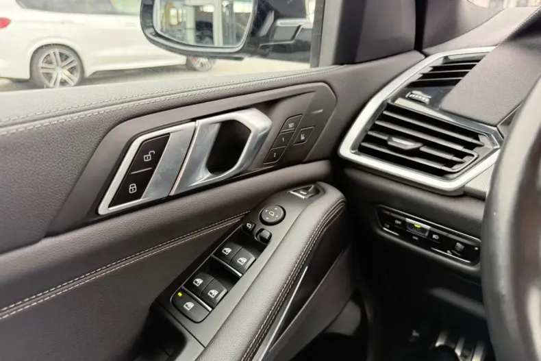 BMW X5 din 2022 cu 99.859 km - oferta BMW179743 - foto 45