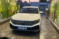 Volkswagen Touareg din 2024 cu 25.000 km - oferta VOL179744 - foto 1