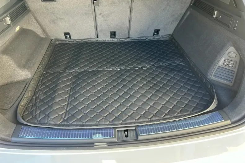 Volkswagen Touareg din 2024 cu 25.000 km - oferta VOL179744 - foto 13