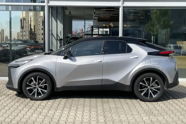 Toyota C-HR din 2024 cu 8.613 km - oferta TOY179746 - foto 2