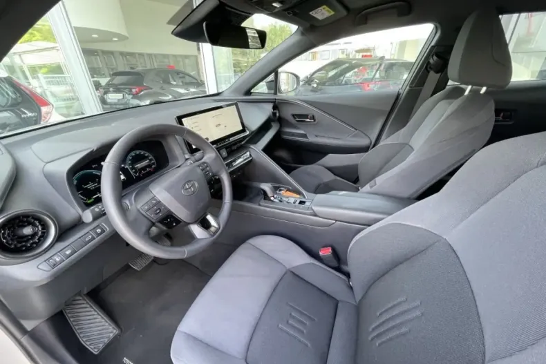 Toyota C-HR din 2024 cu 8.613 km - oferta TOY179746 - foto 7