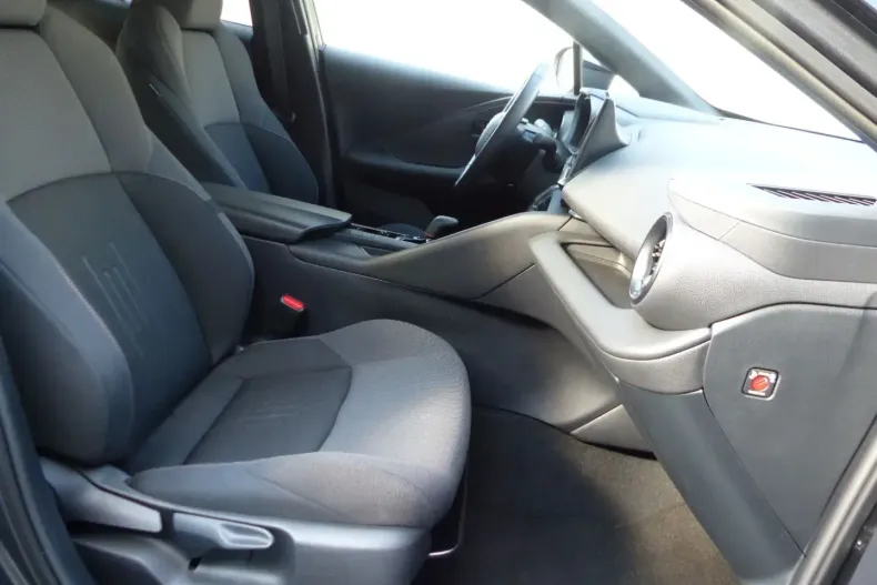 Toyota C-HR din 2024 cu 8.000 km - oferta TOY179747 - foto 9