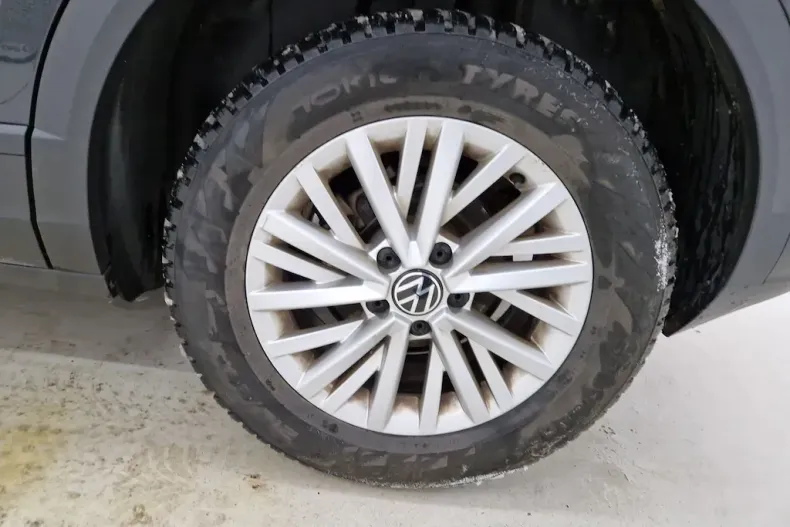 Volkswagen T-Roc din 2021 cu 142.000 km - oferta VOL179752 - foto 2