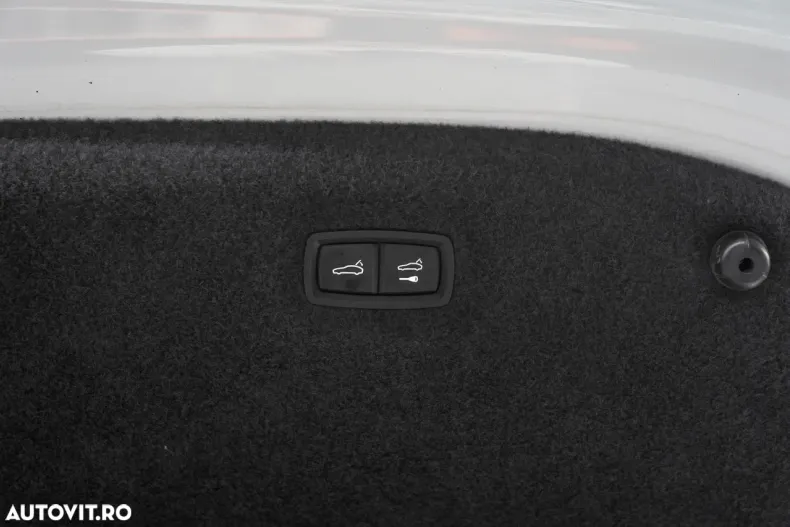 Porsche Taycan din 2020 cu 70.000 km - oferta POR179769 - foto 25