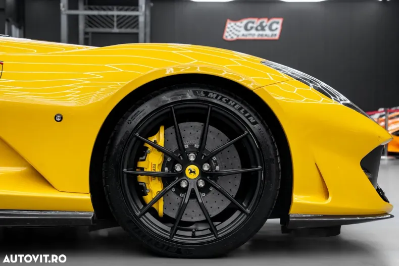 Ferrari 812 din 2023 cu 8.606 km - oferta FER179772 - foto 9