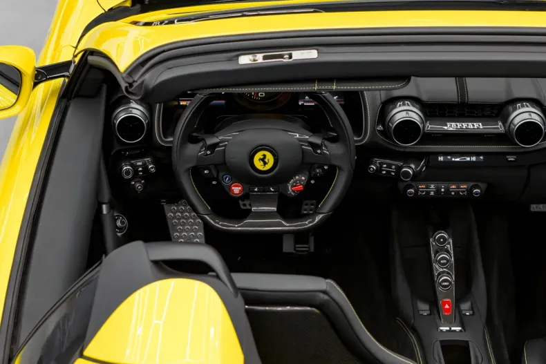 Ferrari 812 din 2023 cu 8.606 km - oferta FER179772 - foto 11