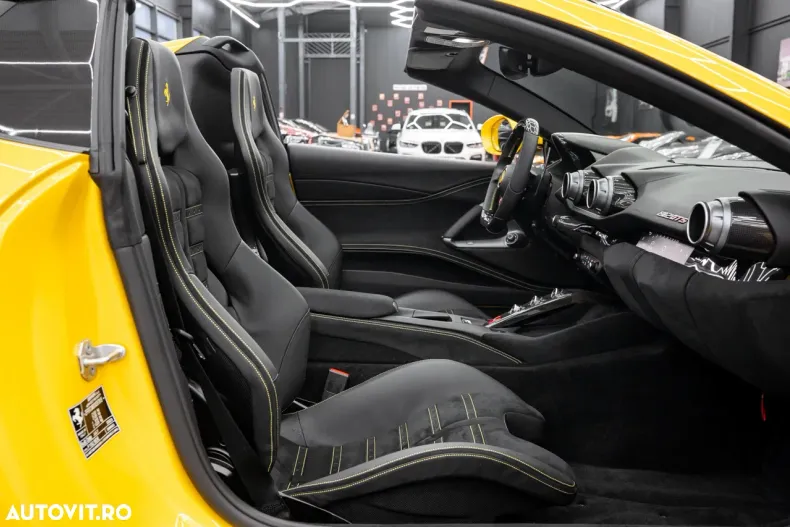 Ferrari 812 din 2023 cu 8.606 km - oferta FER179772 - foto 14