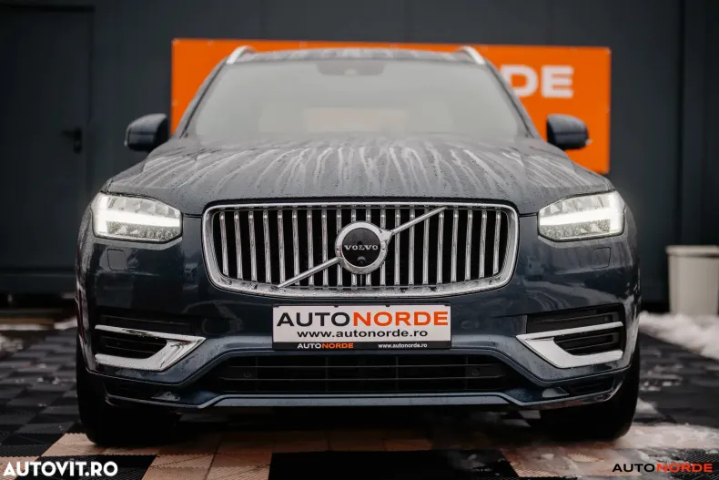 Volvo XC90 din 2021 cu 83.630 km - oferta VOL179773 - foto 3