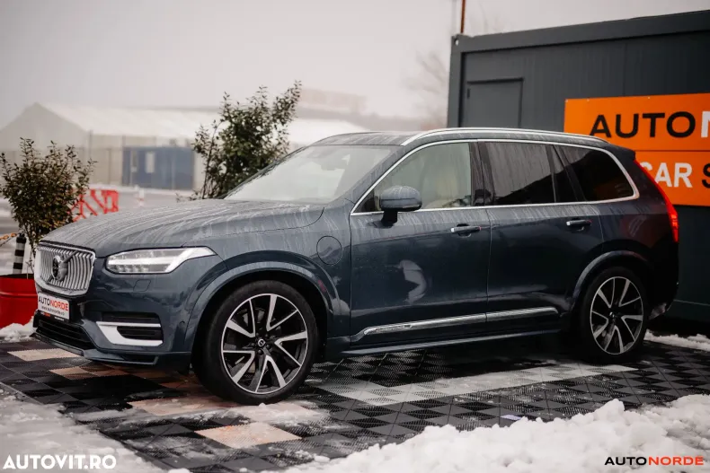 Volvo XC90 din 2021 cu 83.630 km - oferta VOL179773 - foto 5