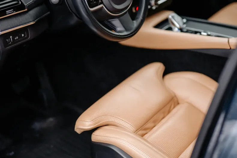 Volvo XC90 din 2021 cu 83.630 km - oferta VOL179773 - foto 15