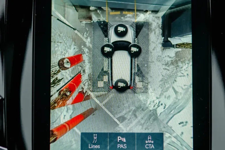 Volvo XC90 din 2021 cu 83.630 km - oferta VOL179773 - foto 36