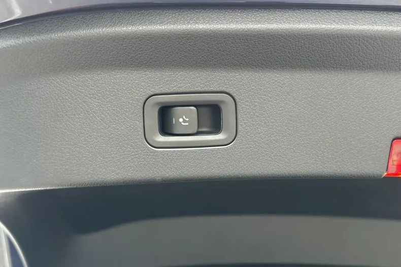 Mercedes-Benz GLE Coupe din 2025 cu 4.598 km - oferta MER179776 - foto 19