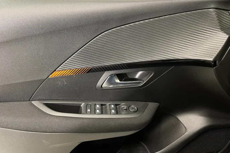 Peugeot 208 din 2023 cu 86.581 km - oferta PEU179792 - foto 21