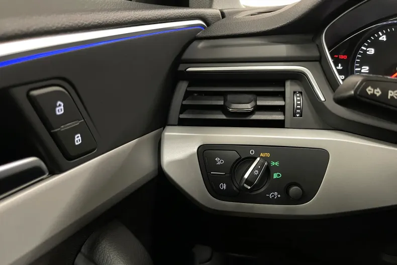 Audi A4 din 2022 cu 38.069 km - oferta AUD179793 - foto 26