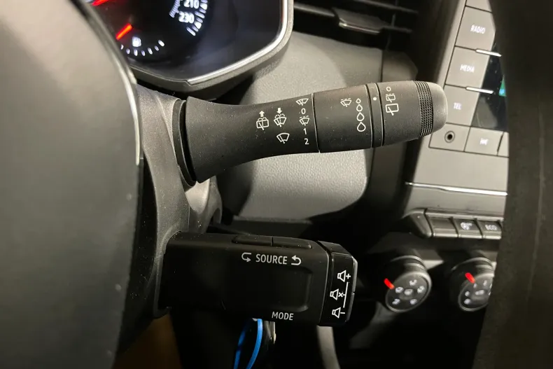 Renault Clio din 2021 cu 79.472 km - oferta REN179794 - foto 19