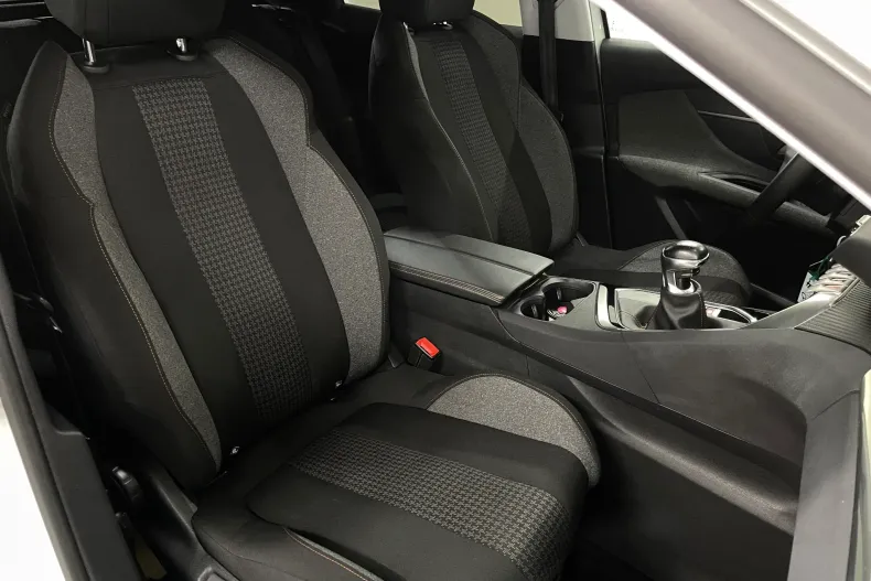 Peugeot 3008 din 2020 cu 124.984 km - oferta PEU179800 - foto 10