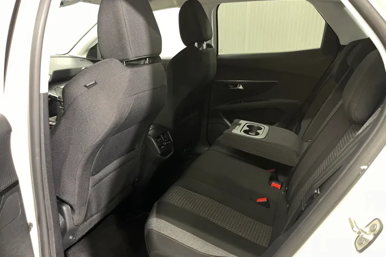 Peugeot 3008 din 2020 cu 124.984 km - oferta PEU179800 - foto 11