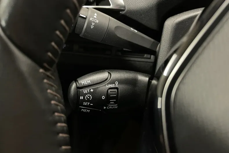 Peugeot 3008 din 2020 cu 124.984 km - oferta PEU179800 - foto 25