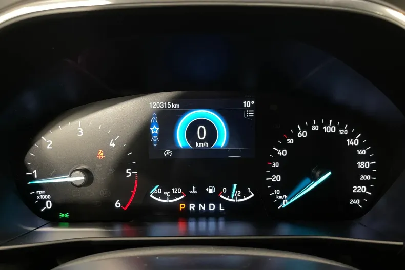 Ford Focus din 2023 cu 120.315 km - oferta FOR179803 - foto 24