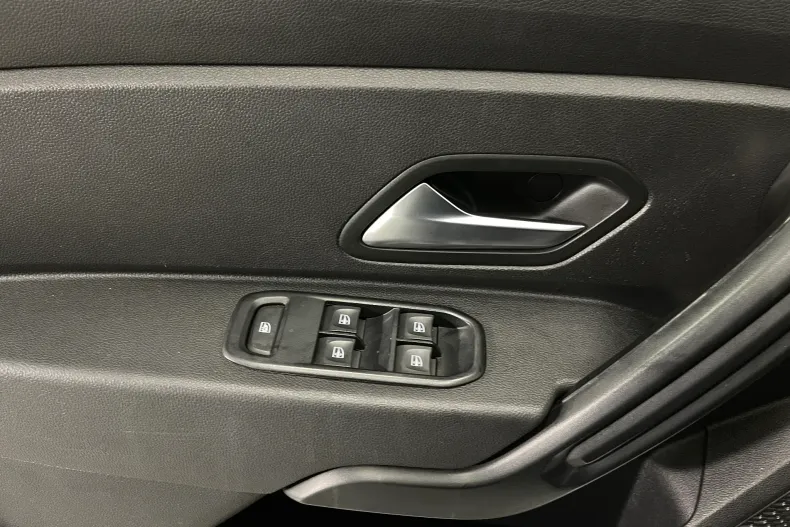 Dacia Duster din 2022 cu 120.040 km - oferta DAC179804 - foto 16