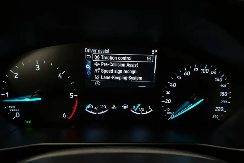 Ford Focus din 2022 cu 59.435 km - oferta FOR179808 - foto 17