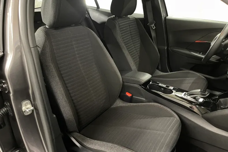 Peugeot 2008 din 2022 cu 142.259 km - oferta PEU179809 - foto 9