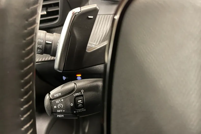 Peugeot 2008 din 2022 cu 142.259 km - oferta PEU179809 - foto 20