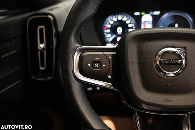 Volvo XC40 din 2022 cu 111.300 km - oferta VOL179819 - foto 23