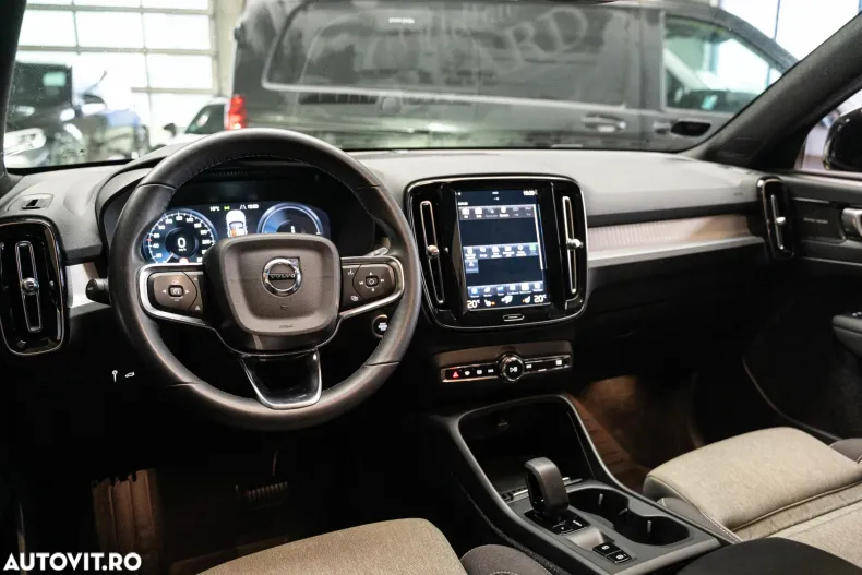 Volvo XC40 din 2022 cu 111.300 km - oferta VOL179819 - foto 27