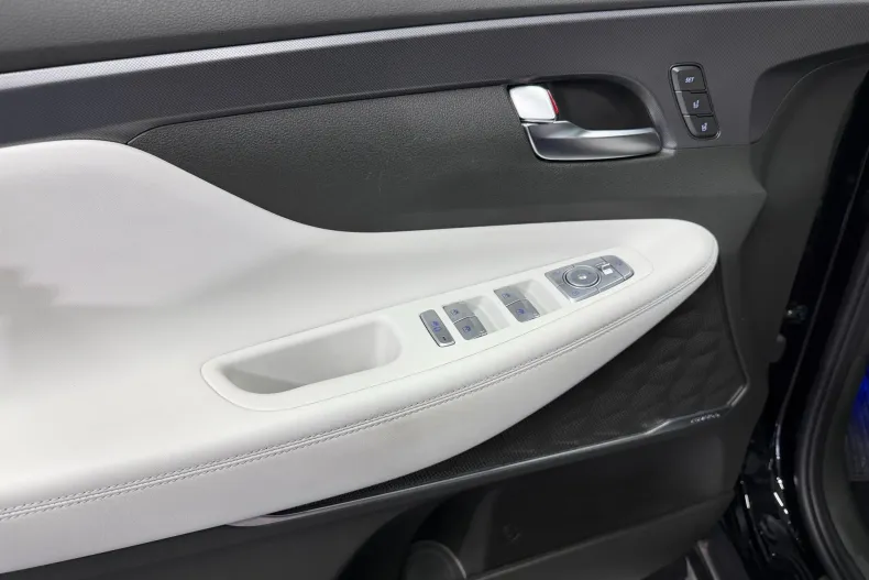 Hyundai SANTA FE din 2022 cu 41.457 km - oferta HYU179827 - foto 19